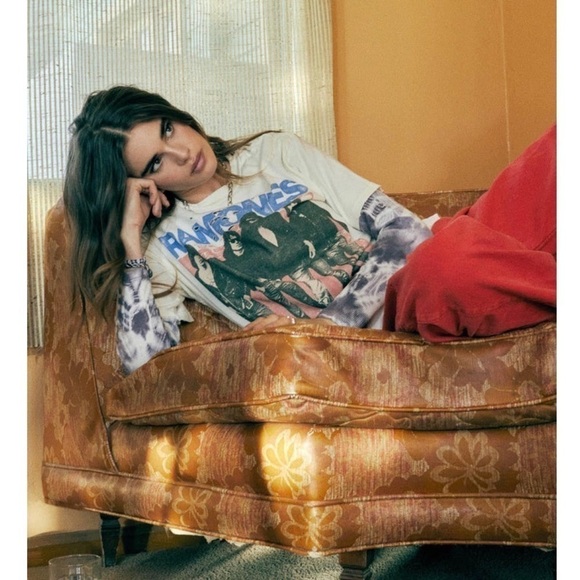 NWT DAYDREAMER 70s Ramones Album Distressed Short Sleeve Punk Rock Graphic Tee S - Picture 6 of 15